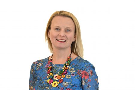  Charlotte Craig