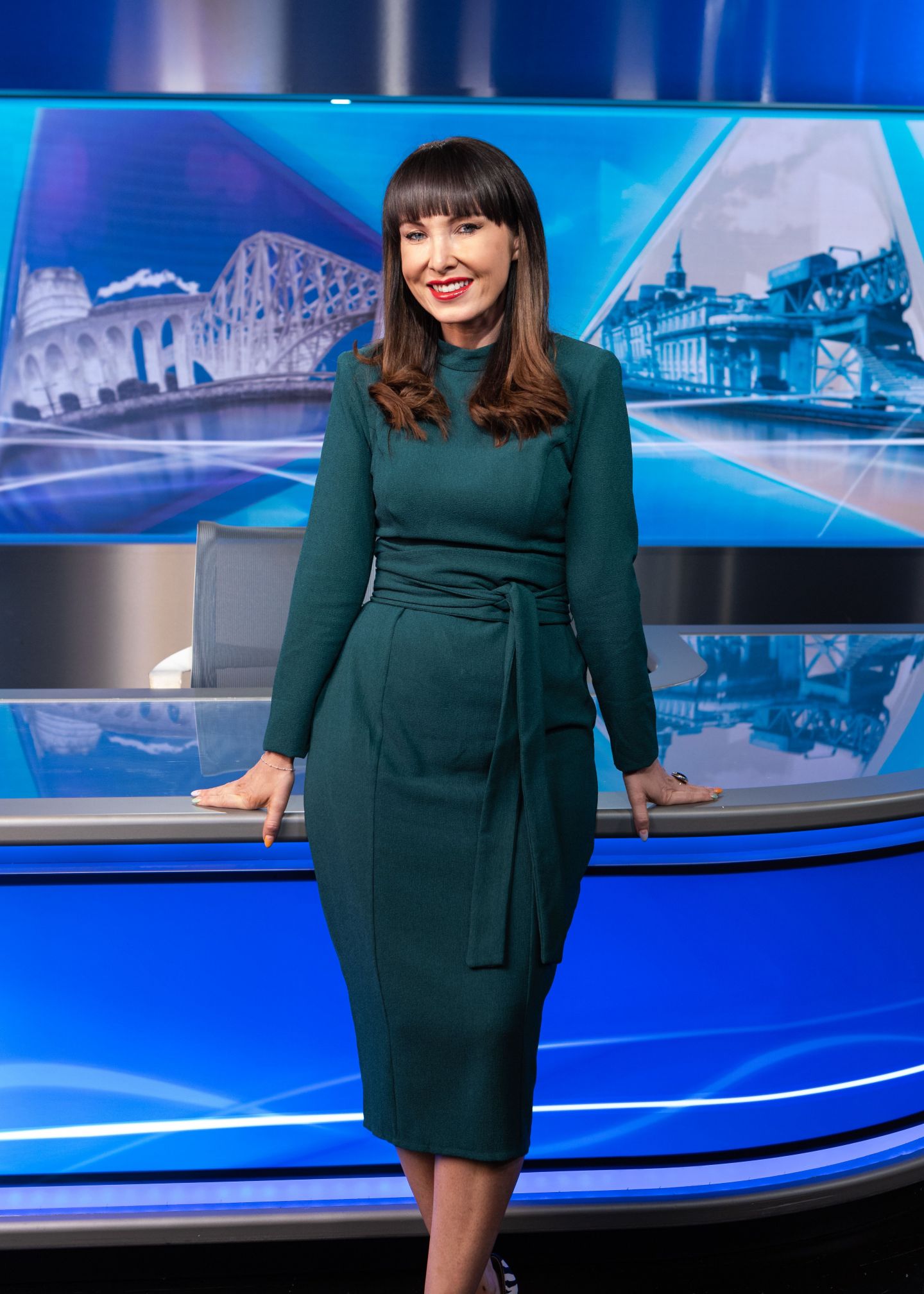 Image of alumna and STV news reporter Laura Boyd