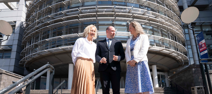 Cabinet Secretary for Health and Social Care Neil Gray met the University’s Pro Vice-Chancellor Engagement Caroline Bysh and Dean of the School of Health and Life Sciences Professor Anita Simmers during a visit.
