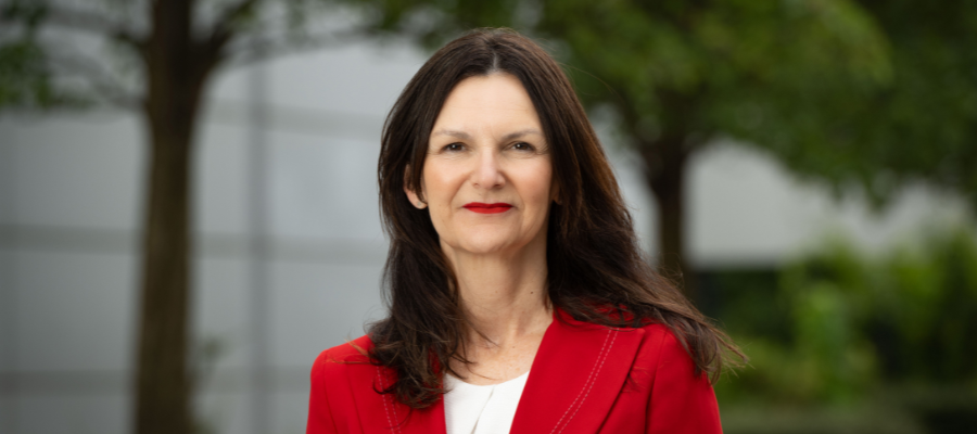 Professor Suzanne Hagen