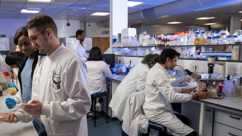Science lab cropped
