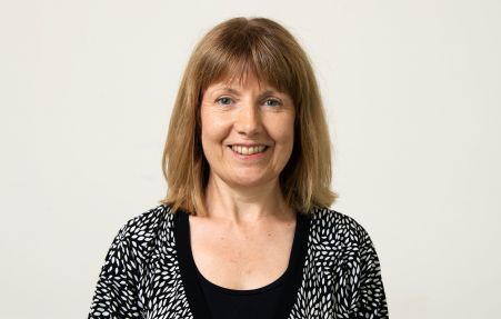  Katie Thomson
