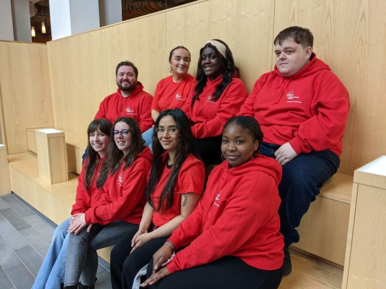 Group shot of GCU studenr mentors