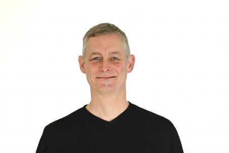  Peter Yates